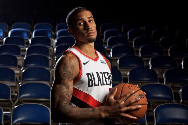 尤其在全球 尤其在全球