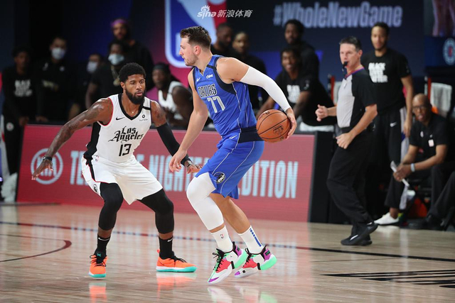 赛中表现出 赛中表现出