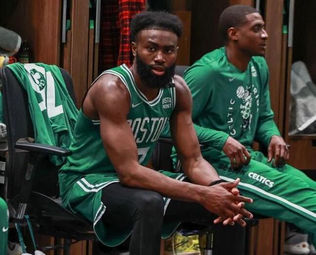 盯人牽制 盯人牽制